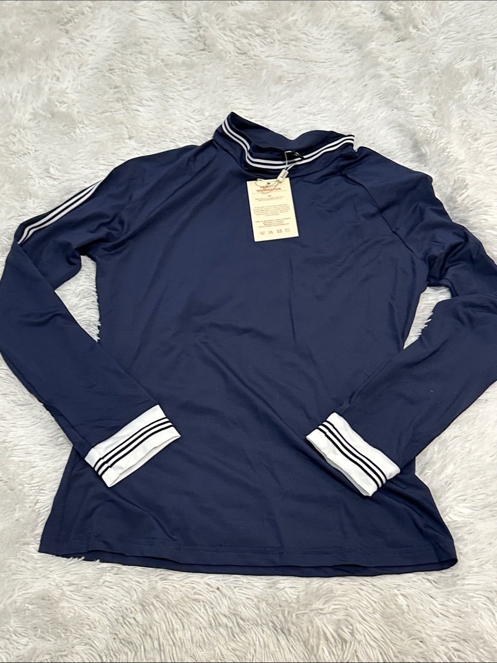 💕 NWT Modesees Mock Neck Top